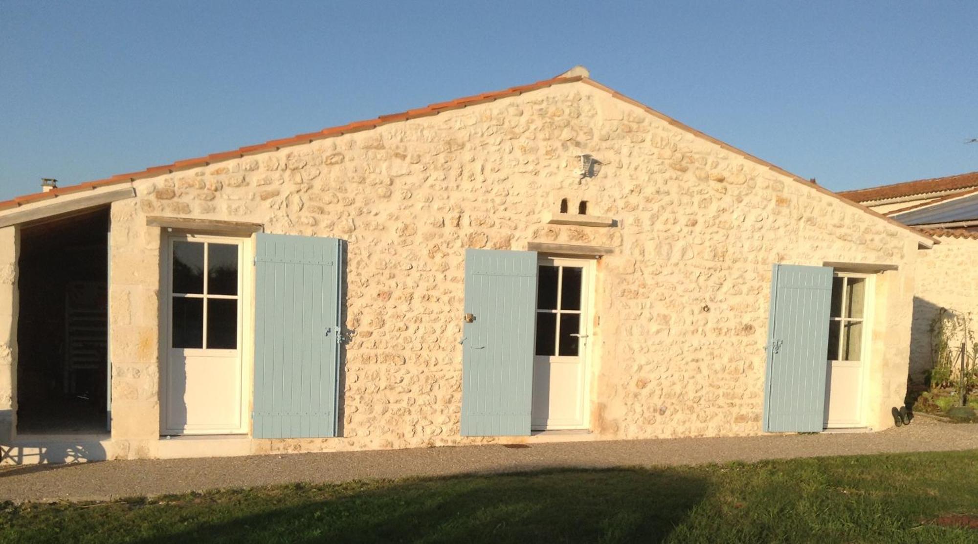 Le Domaine Des Aguins Pensionat Saujon Exteriör bild