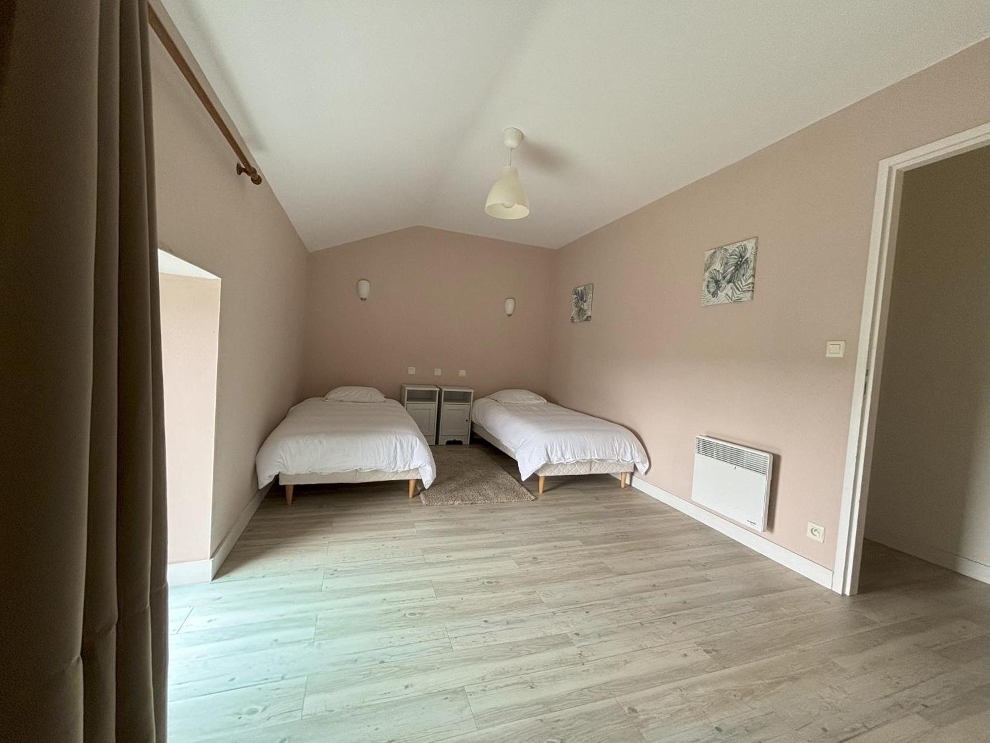 Le Domaine Des Aguins Pensionat Saujon Exteriör bild